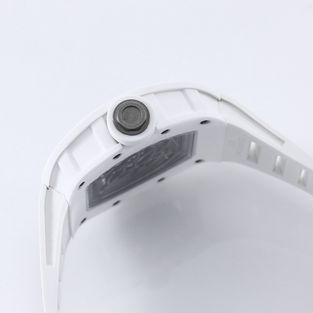 Richard Mille Bbr:2024 Original Movement, 1 Watch Case: Ceramicwatch Case,watch 2 Originalrmul2 3 Diameter:size 90x42.70 ,thickness 5 mm 4 Crystal Strap 6 Clasp:original Millerm055