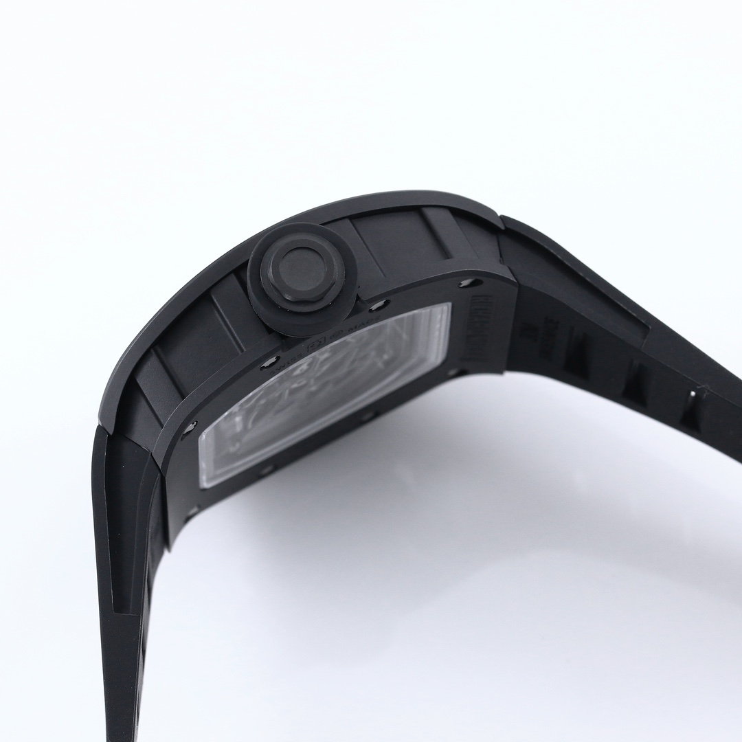 Richard Mille Bbr:2024 Original Movement, 1 Watch Case: Ceramicwatch Case,watch 2 Originalrmul2 3 Diameter:size 90x42.70 ,thickness 5 mm 4 Crystal Strap 6 Clasp:original Millerm055