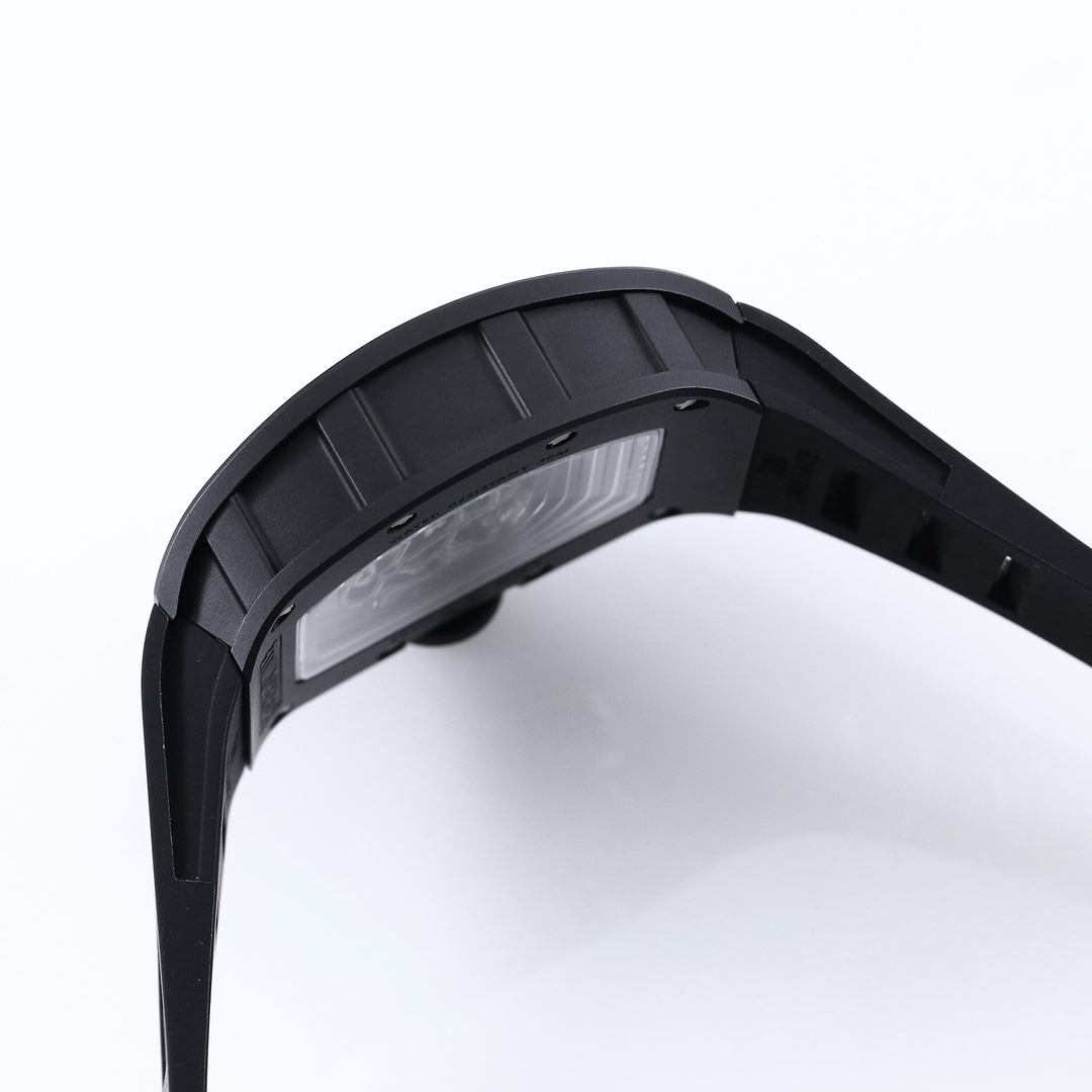 Richard Mille Bbr:2024 Original Movement, 1 Watch Case: Ceramicwatch Case,watch 2 Originalrmul2 3 Diameter:size 90x42.70 ,thickness 5 mm 4 Crystal Strap 6 Clasp:original Millerm055