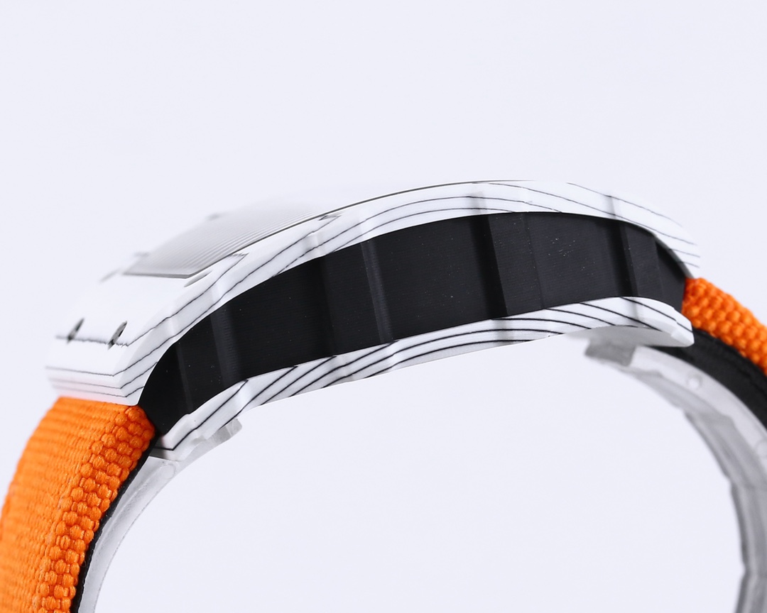 Richard Mille Bbr Millerm 35-01 Rafael Nadal 1 movement: Originalrmul3 2watch Case: Ntptoriginal ,gram 50g, ,cnc Watch Original 3watch Dial: Crystal: Strap: Clasp