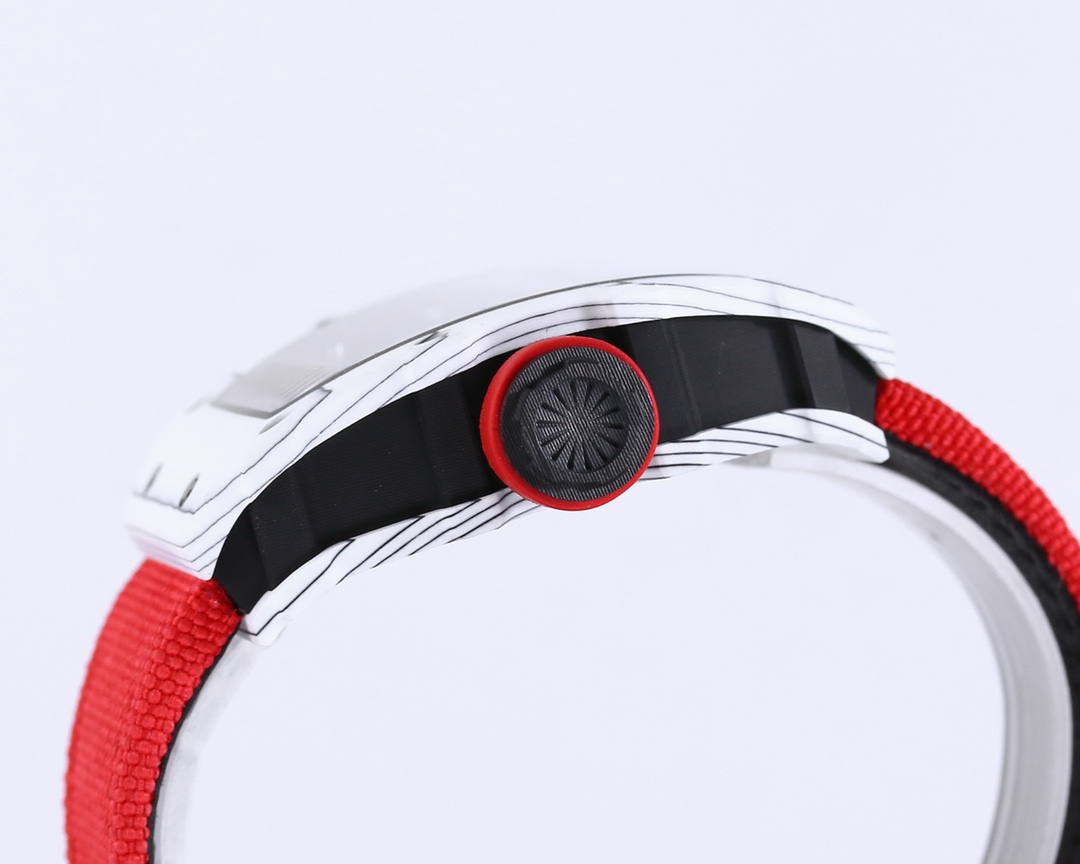 Richard Mille Bbr Millerm 35-01 Rafael Nadal 1 movement: Originalrmul3 2watch Case: Ntptoriginal ,gram 50g, ,cnc Watch Original 3watch Dial: Crystal: Strap: Clasp