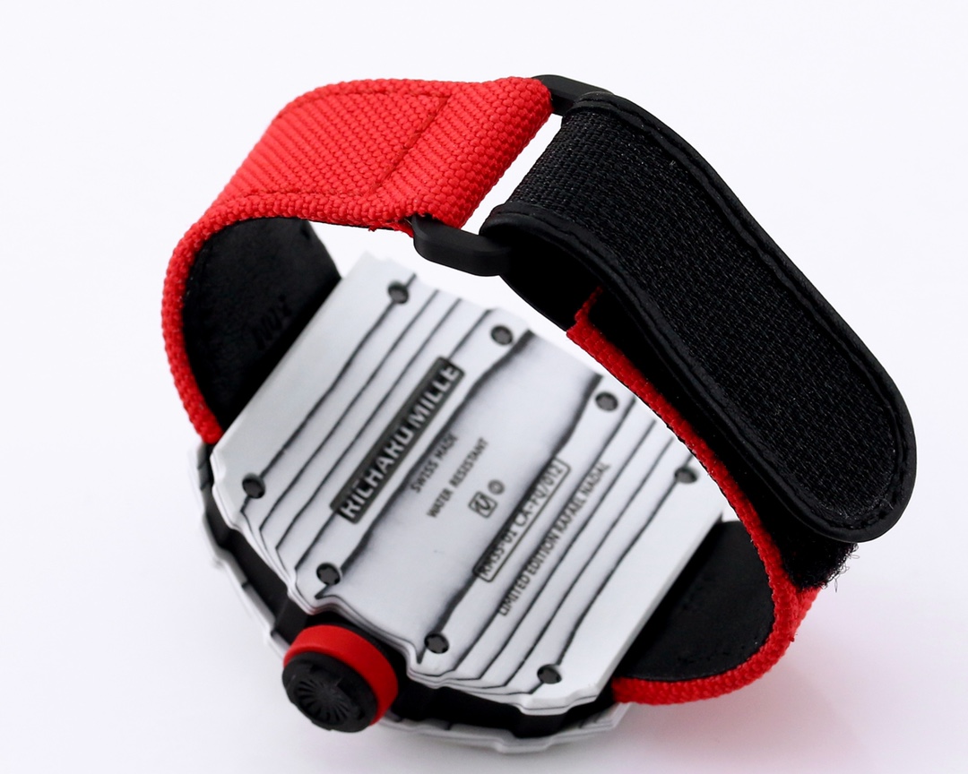 Richard Mille Bbr Millerm 35-01 Rafael Nadal 1 movement: Originalrmul3 2watch Case: Ntptoriginal ,gram 50g, ,cnc Watch Original 3watch Dial: Crystal: Strap: Clasp