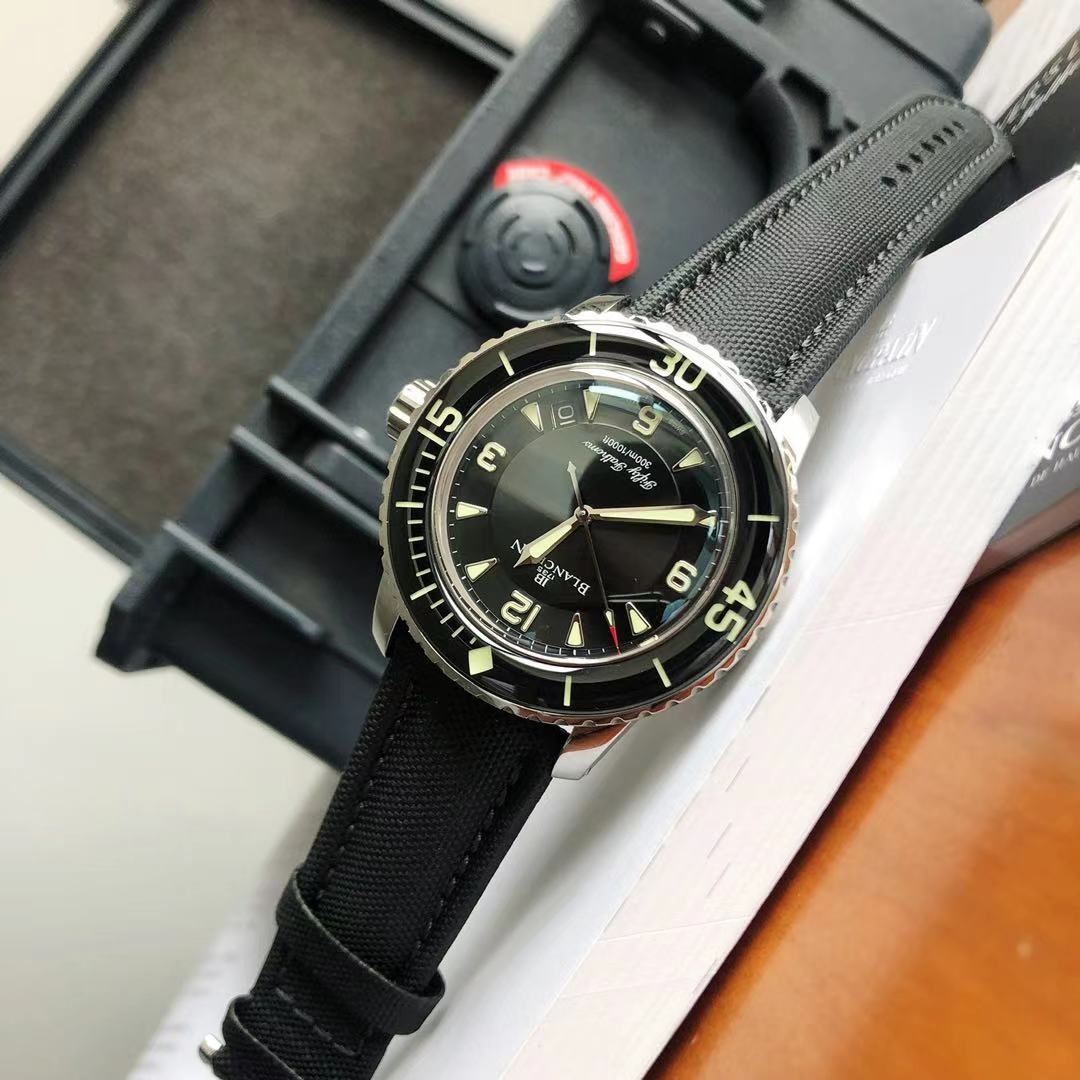 Blancpain .v6s Blancpain50 1952 Gram Luminous, Watch Strap, 2836 movement