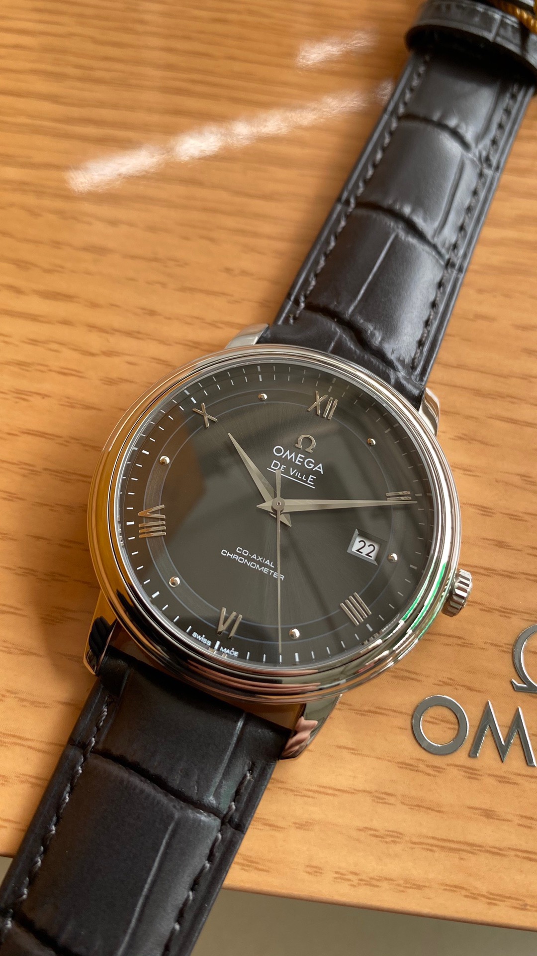 Omega A Factory V2 5 mm Watch Strap Steel 2500 Movement Dial Markers