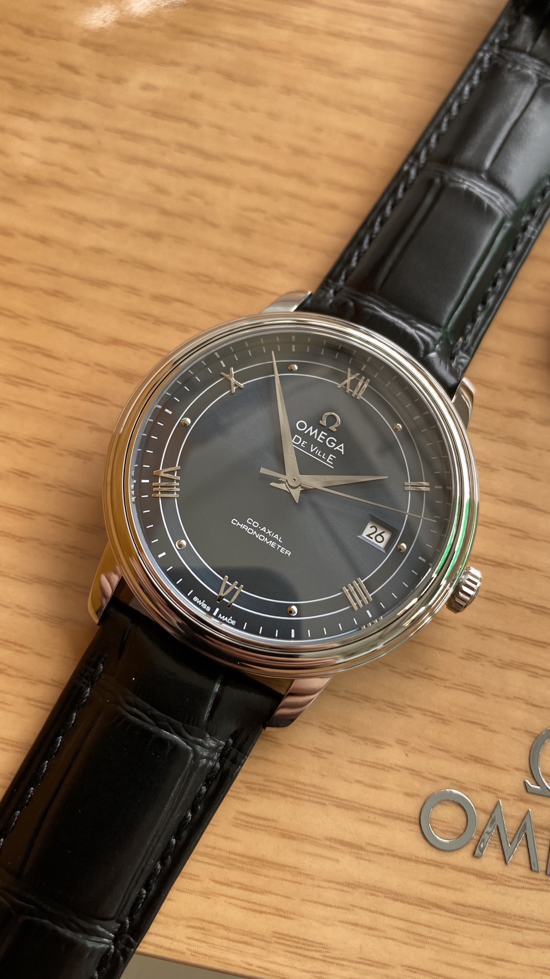 Omega A Factory V2 5 mm Watch Strap Steel 2500 Movement Dial Markers