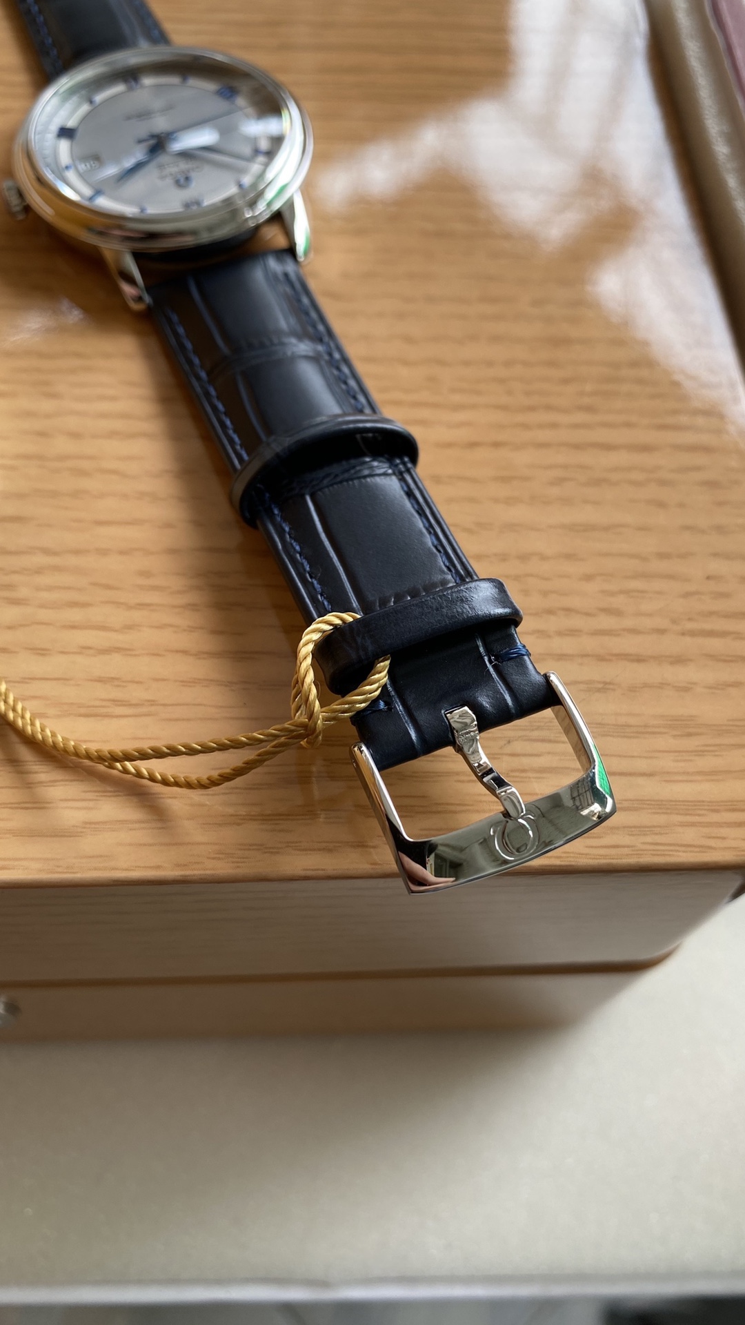 Omega A Factory V2 5 mm Watch Strap Steel 2500 Movement Dial Markers