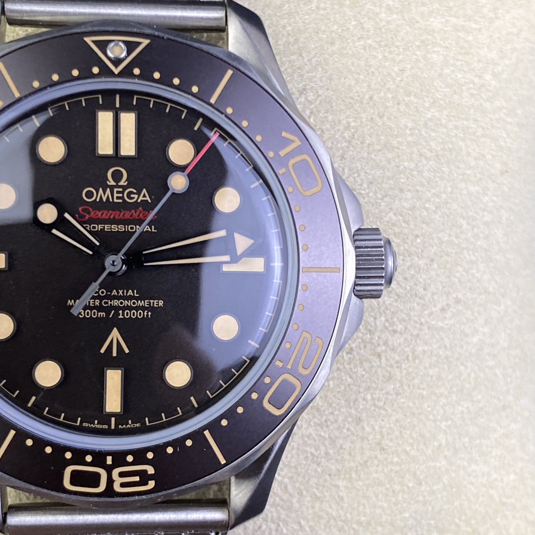 Omega Vs Omegaomega 007- Watch Case Steel Strap. 8806 movement, Dial Luminous Canvaswatch 007