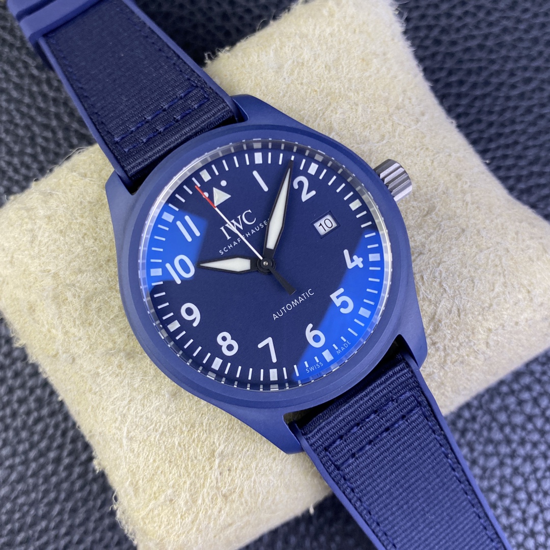 Iwc Iwciwc Gram. V7 Ceramic Iw328101, Original Originalmold Opening, V7 ,size V7 ,v7 V7 Movement V7 2892 ,watch Hands V7 .ceramicwatch Case V7 Strap .v7 Titanium Logo ,v7 ,41 mm diameterwatch Dial Markers, ,v7 Gramwatch Luminous V7