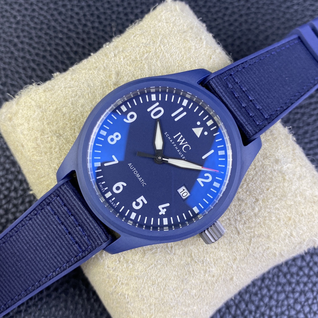 Iwc Iwciwc Gram. V7 Ceramic Iw328101, Original Originalmold Opening, V7 ,size V7 ,v7 V7 Movement V7 2892 ,watch Hands V7 .ceramicwatch Case V7 Strap .v7 Titanium Logo ,v7 ,41 mm diameterwatch Dial Markers, ,v7 Gramwatch Luminous V7
