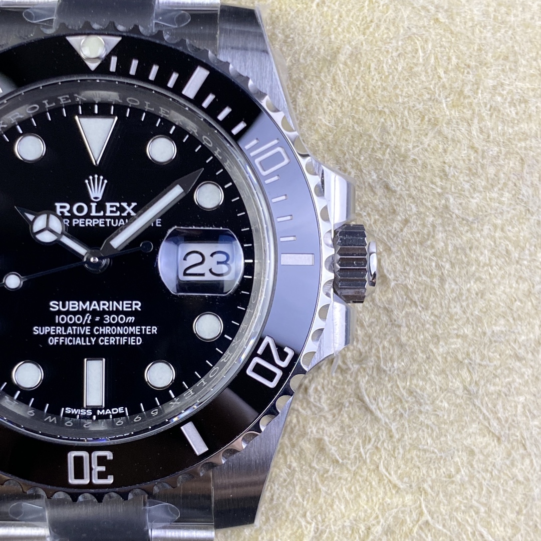 Rolex Clean /c Rolex116610ln 40 mm 3135 Movement 904l / Ar Steel Strap watch Dial Ps: 1-31 Handsluminous/ Luminous C1c3luminous Ip ceramic V4 Original Cleanceramic / Clean-submariner
