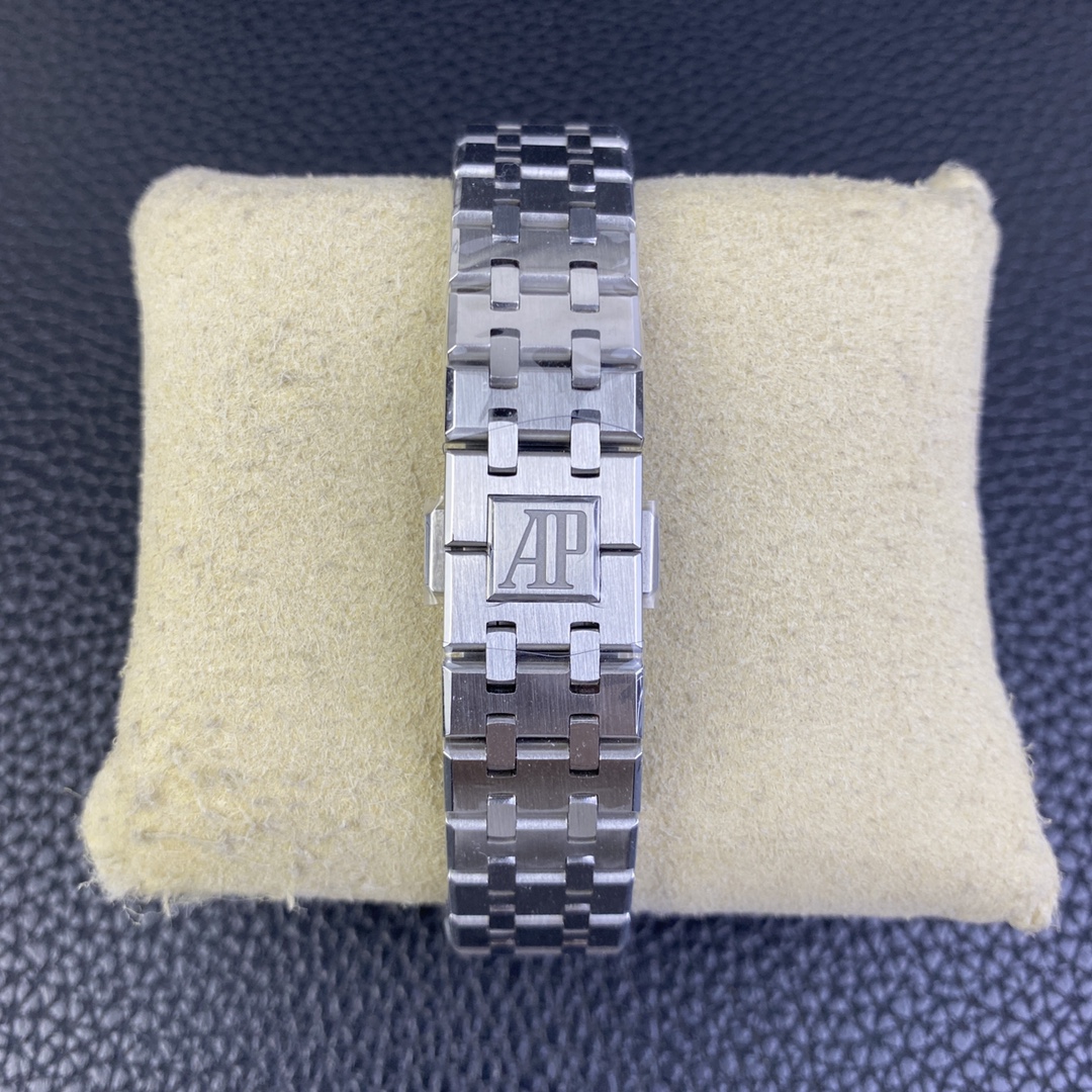 Audemars Piguet Ipf --audemars 15450st,size37 mm ,thickness9.8 Movement .watch Case Original steel Strap Strap,ipf Originalwatch Strapmold Opening Strapthickness Clasp Original3120 :1 9015 2 Hands 3 flat 4 7 41 Originalmovement 5