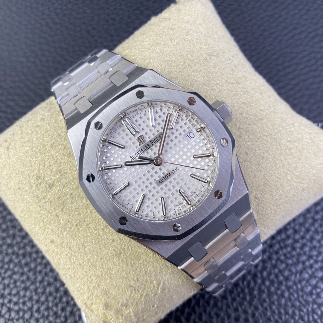 Audemars Piguet Ipf --audemars 15450st,size37 mm ,thickness9.8 Movement .watch Case Original steel Strap Strap,ipf Originalwatch Strapmold Opening Strapthickness Clasp Original3120 :1 9015 2 Hands 3 flat 4 7 41 Originalmovement 5