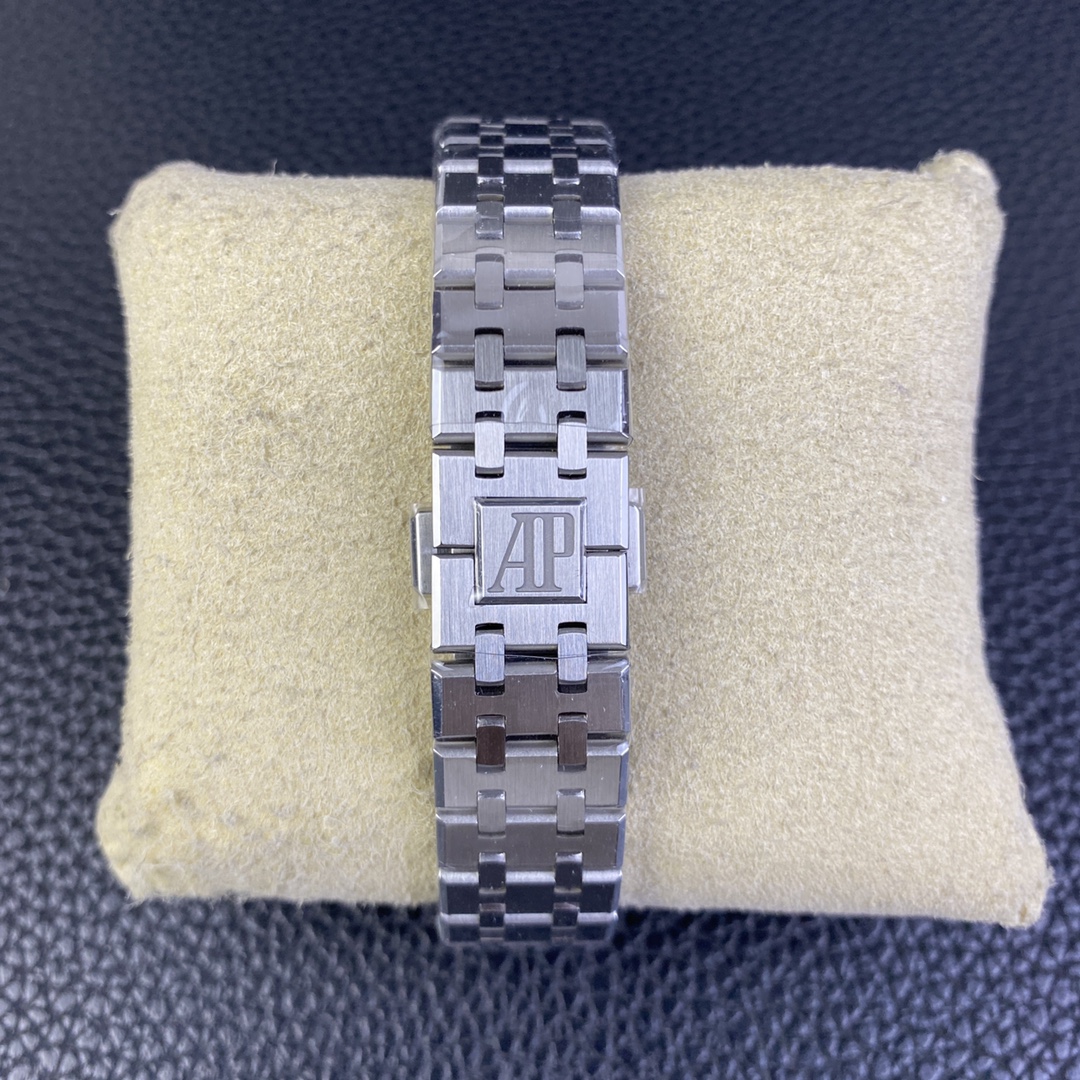 Audemars Piguet Ipf --audemars 15450st,size37 mm ,thickness9.8 Movement .watch Case Original steel Strap Strap,ipf Originalwatch Strapmold Opening Strapthickness Clasp Original3120 :1 9015 2 Hands 3 flat 4 7 41 Originalmovement 5