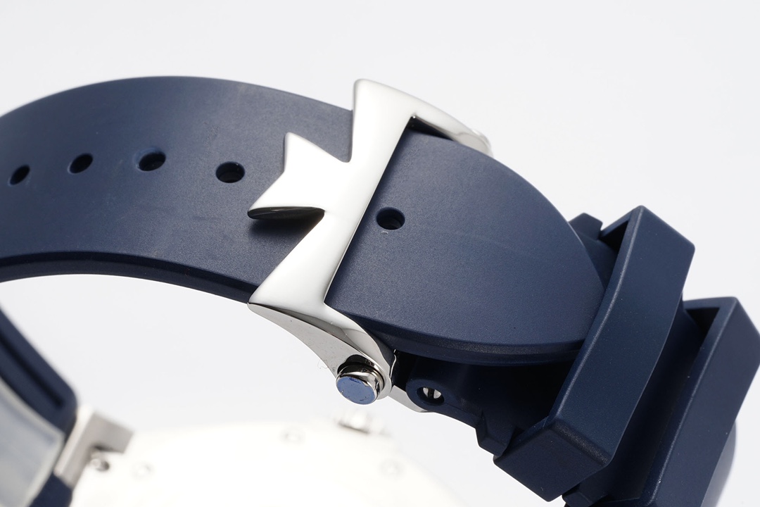 Vacheron Constantin Ppf --vacheron 47040 Movement 42 Watch Case, 30 .stainless Steelwatch Case,watch Hands 18k Luminous Dial Waterproof 150 25 1226sc ,thickness 7 mm thicknessmechanical 143 4 28,800 / 40 Steel Strap