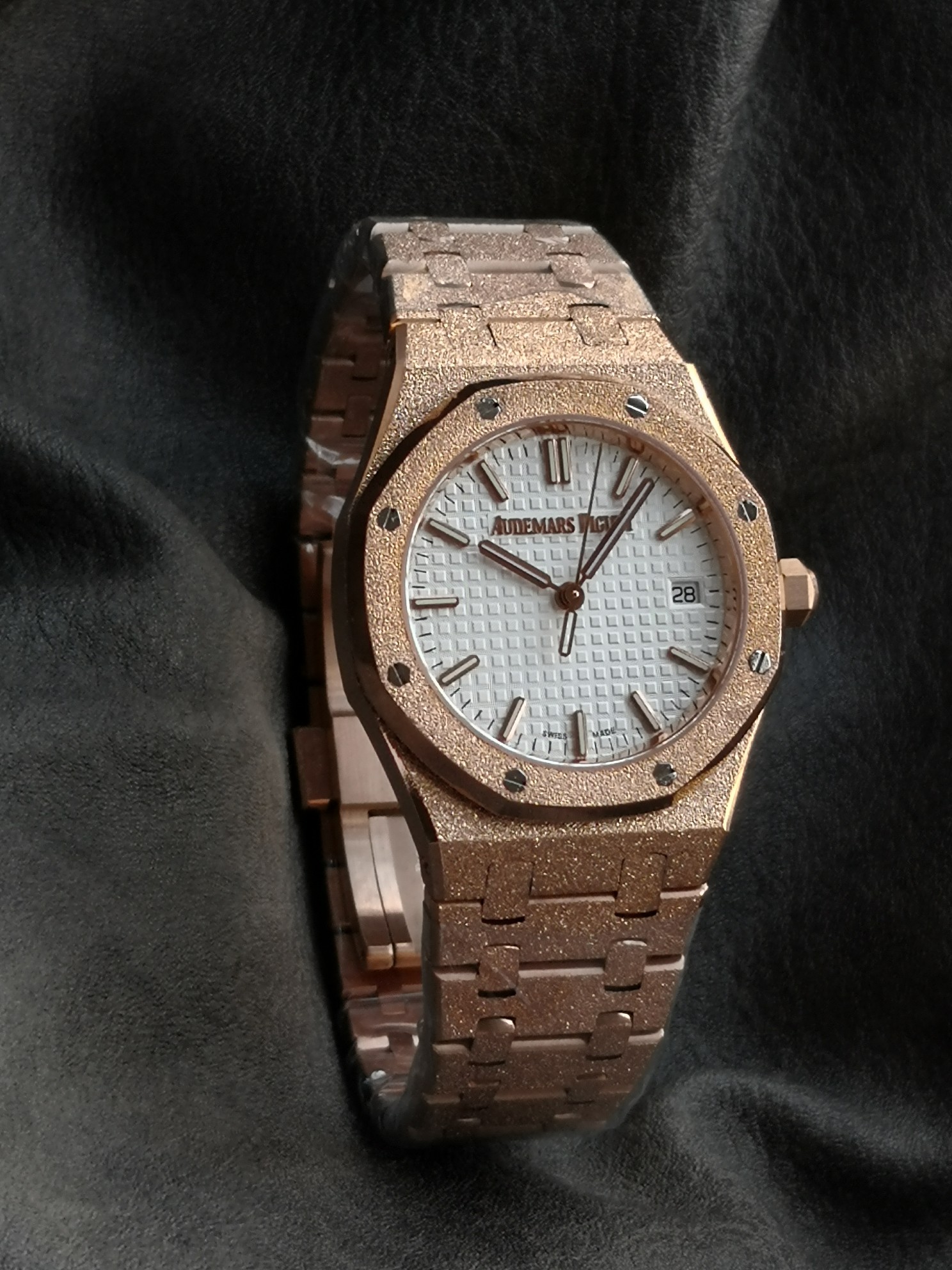 Audemars Piguet Omfaudemars 77350 77351 Mechanical Diameter34 watch Case Calibre 5800automatic Windingmovement, Rose Gold Plated steel Strap Dial Luminous Size