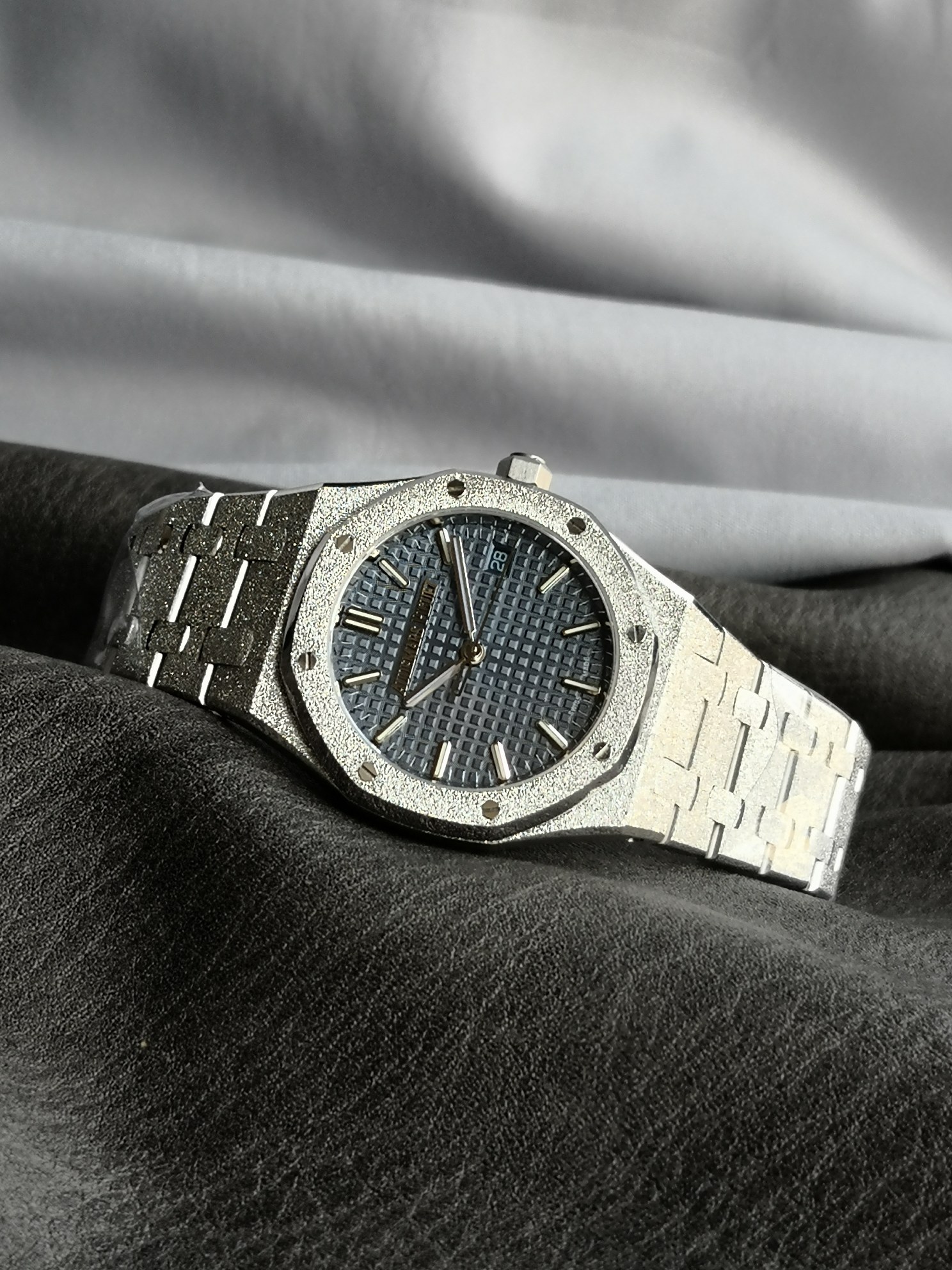 Audemars Piguet Omfaudemars 77350 77351 Mechanical Diameter34 watch Case Calibre 5800automatic Windingmovement, Rose Gold Plated steel Strap Dial Luminous Size