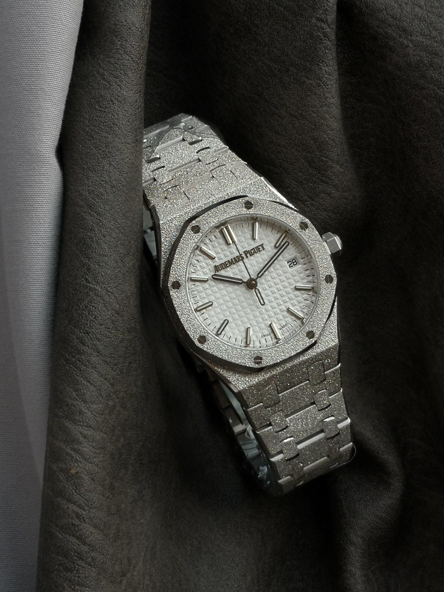 Audemars Piguet Omfaudemars 77350 77351 Mechanical Diameter34 watch Case Calibre 5800automatic Windingmovement, Rose Gold Plated steel Strap Dial Luminous Size