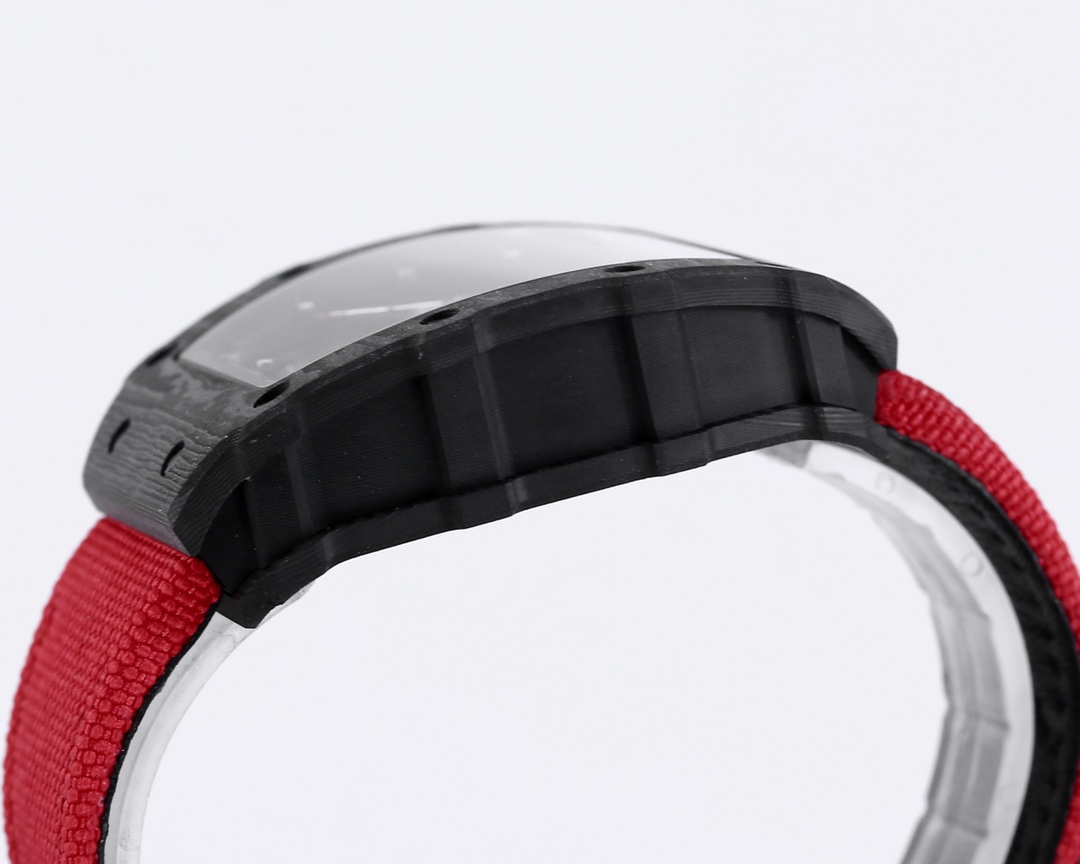 Richard Mille Bbr Millerm 35-01 Rafael Nadal 1 movement: Originalrmul3 2watch Case: Ntptoriginal ,gram 50g, ,cnc Watch Original 3watch Dial: Crystal: Strap: Clasp