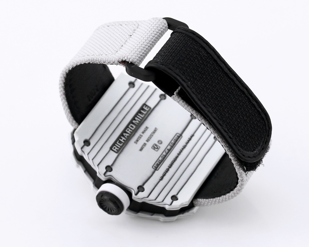 Richard Mille Bbr Millerm 35-01 Rafael Nadal 1 movement: Originalrmul3 2watch Case: Ntptoriginal ,gram 50g, ,cnc Watch Original 3watch Dial: Crystal: Strap: Clasp