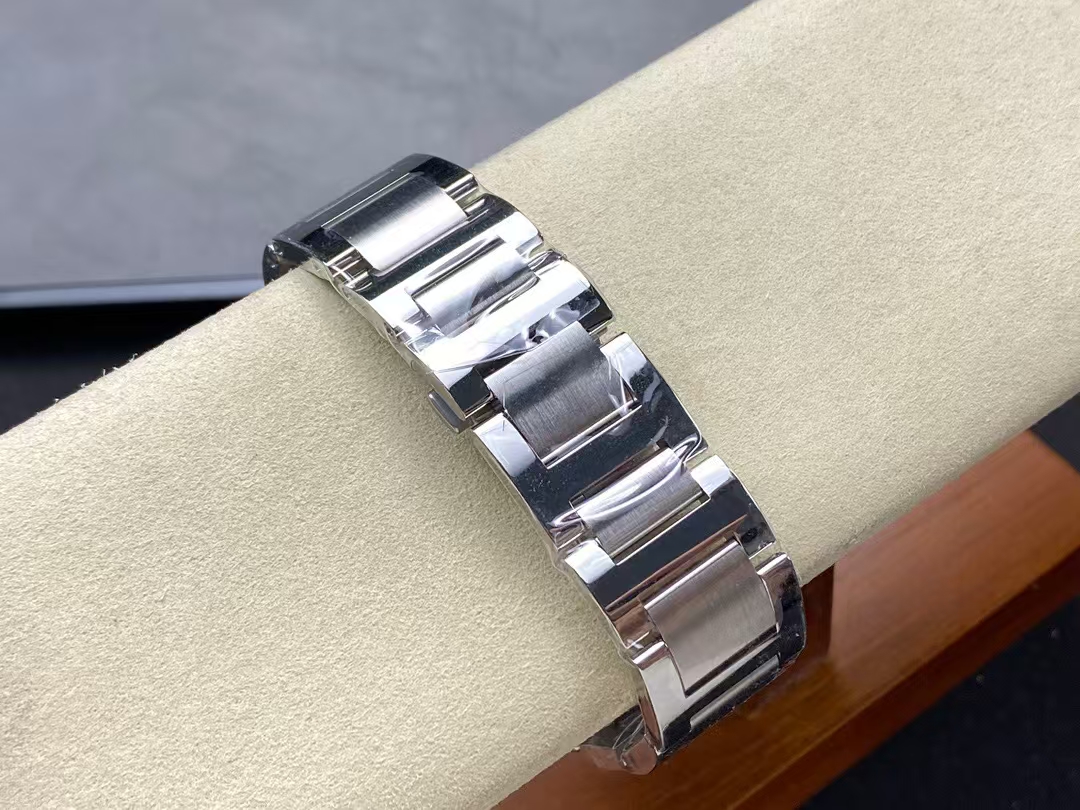 Cartier Af 42 mm 2824 movement