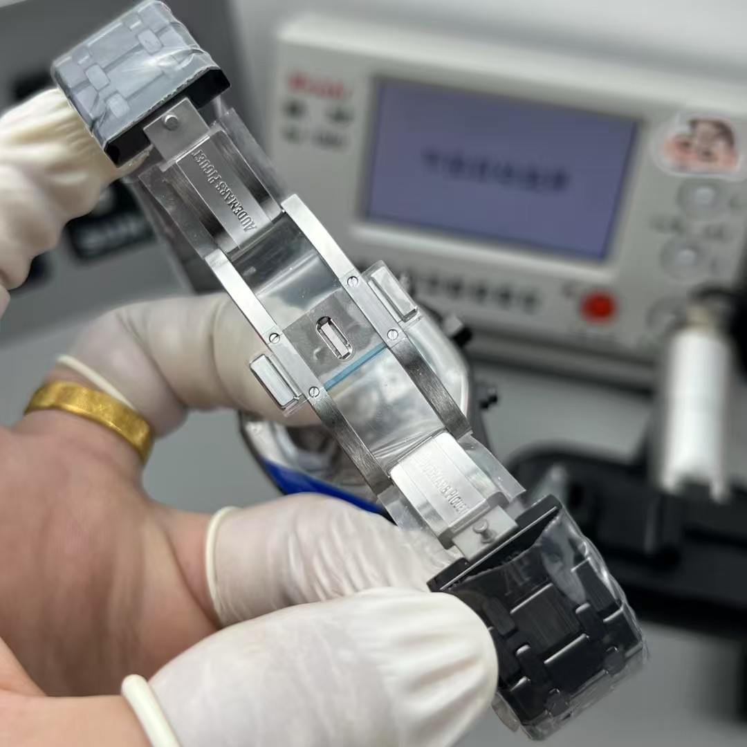 Audemars Piguet Aps Piguet/26240 Ceramic/4401 /41m