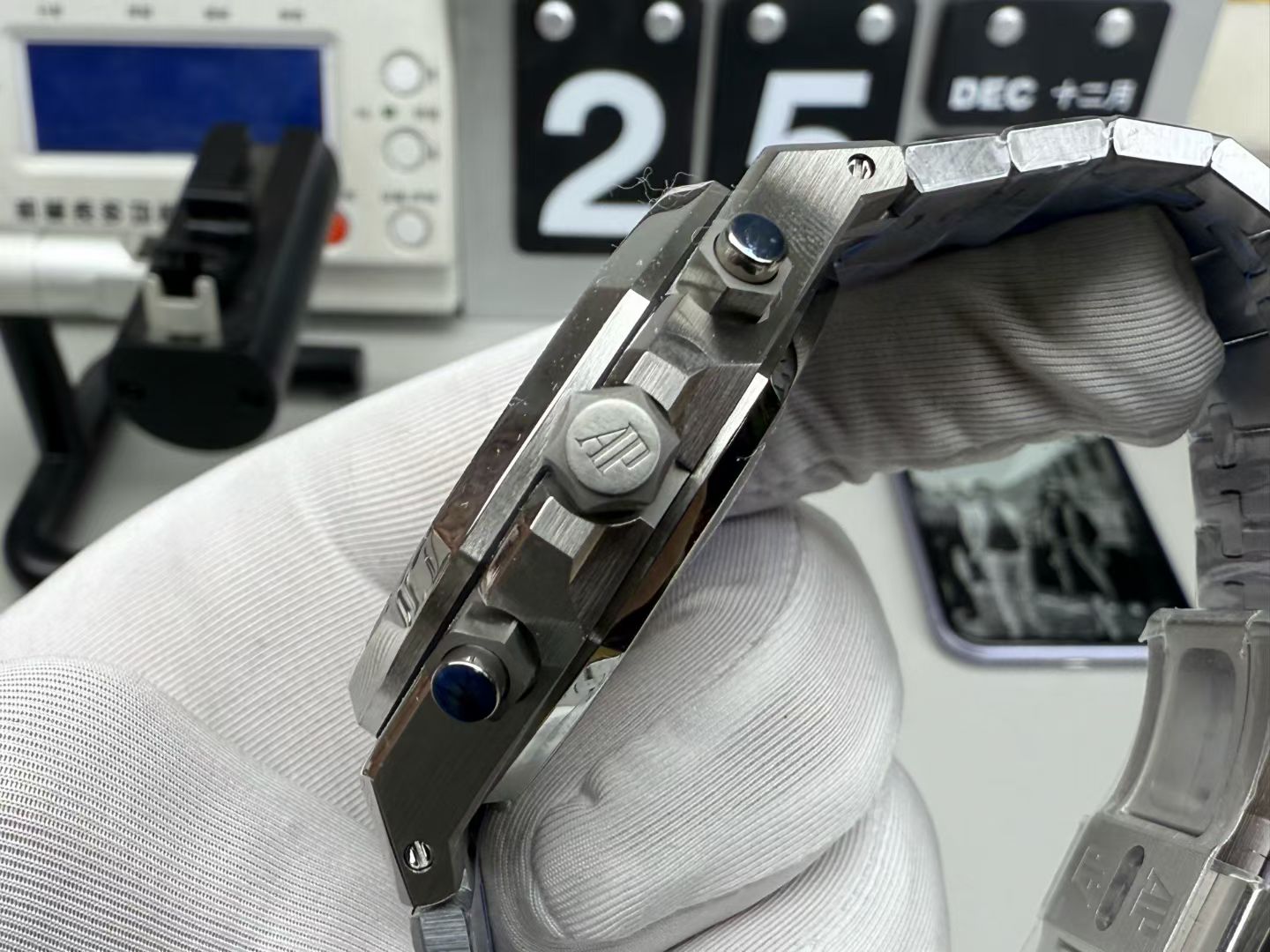 Audemars Piguet Aps 26240 /41 mm /cal.4401