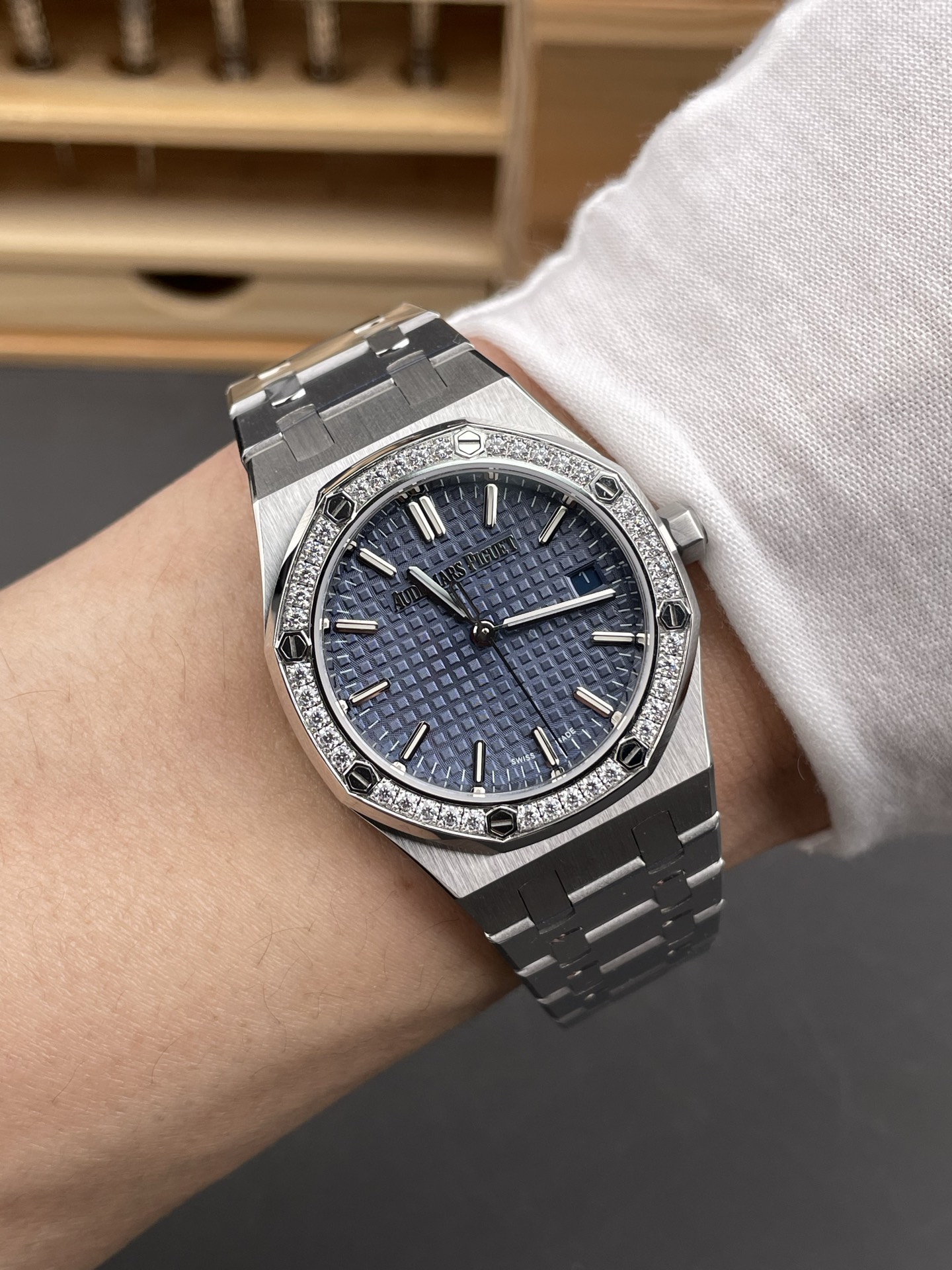 Audemars Piguet Bf 77350 /34 mm /9015