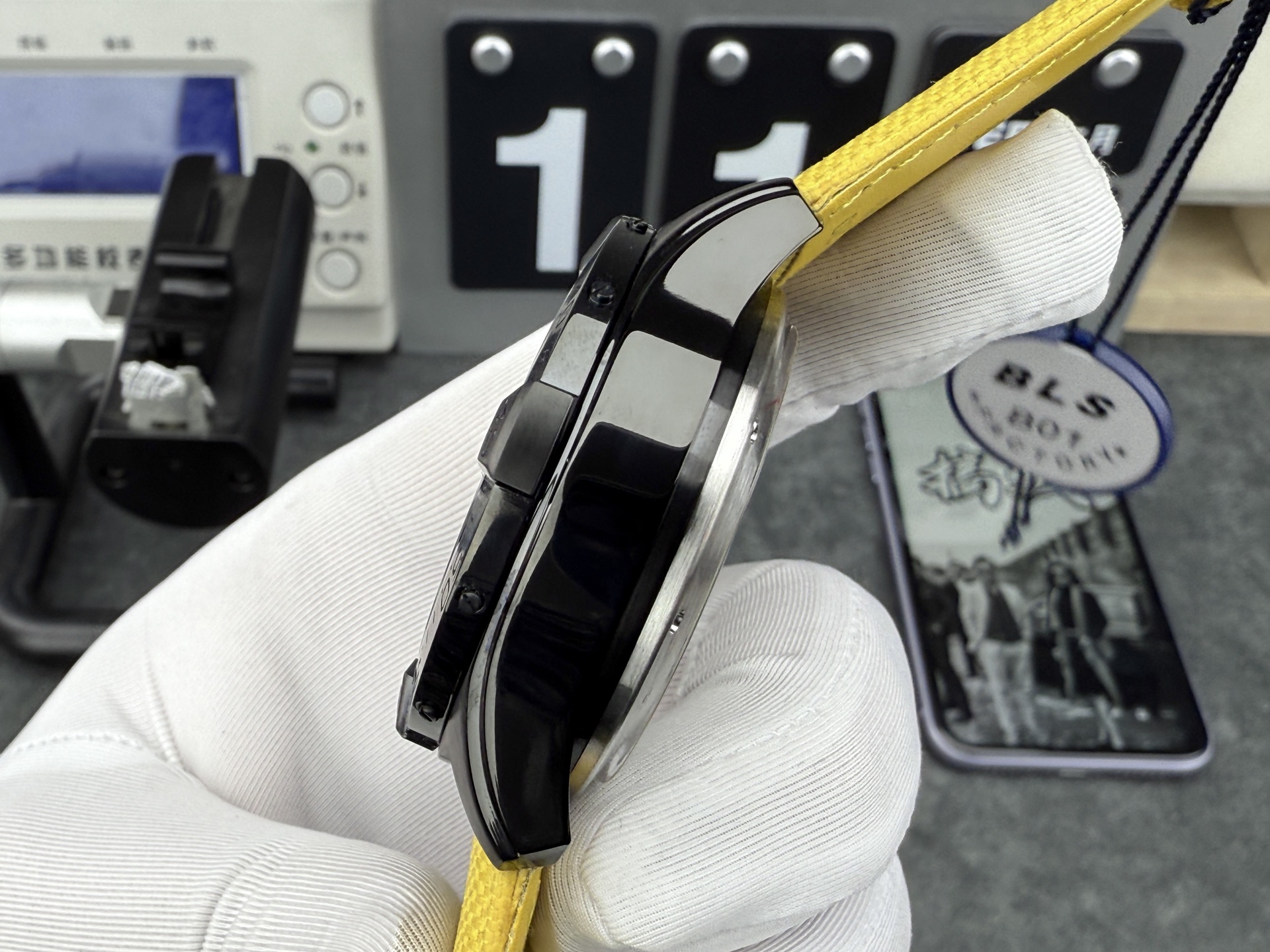 Breitling Bls Breitlingavenger /42 mm /7750