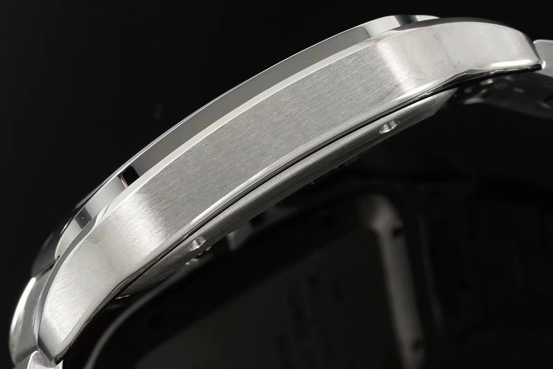 Cartier Bv -cartiersantos 1 :sapphire Crystalwatch Crystal 2 Watch Strap: 3 Case: ,adlc 4 5 Dial: 6 Size:5x39.8x9.38 mm 7 Movement: 9019