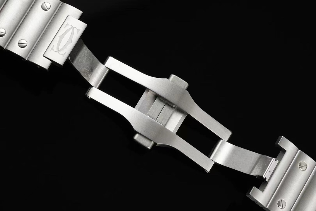 Cartier Bv -cartiersantos 1 :sapphire Crystalwatch Crystal 2 Watch Strap: 3 Case: ,adlc 4 5 Dial: 6 Size:5x39.8x9.38 mm 7 Movement: 9019