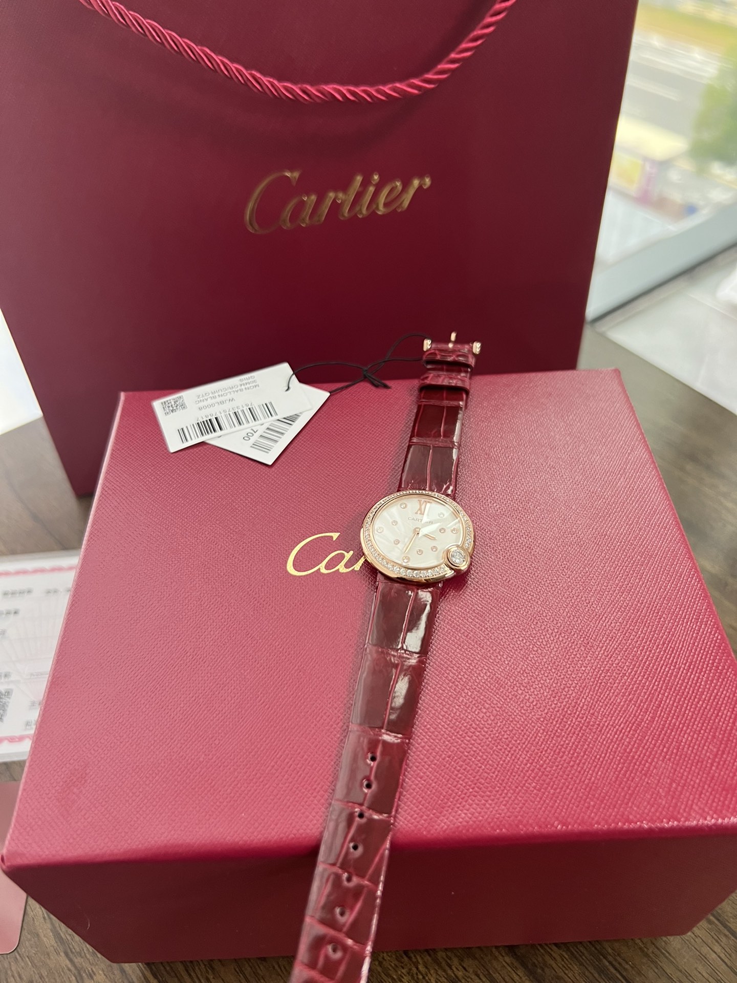 Cartier Drcartier Ballon Blanc Size30 mm Quartzmovement Watch Strap Diamond