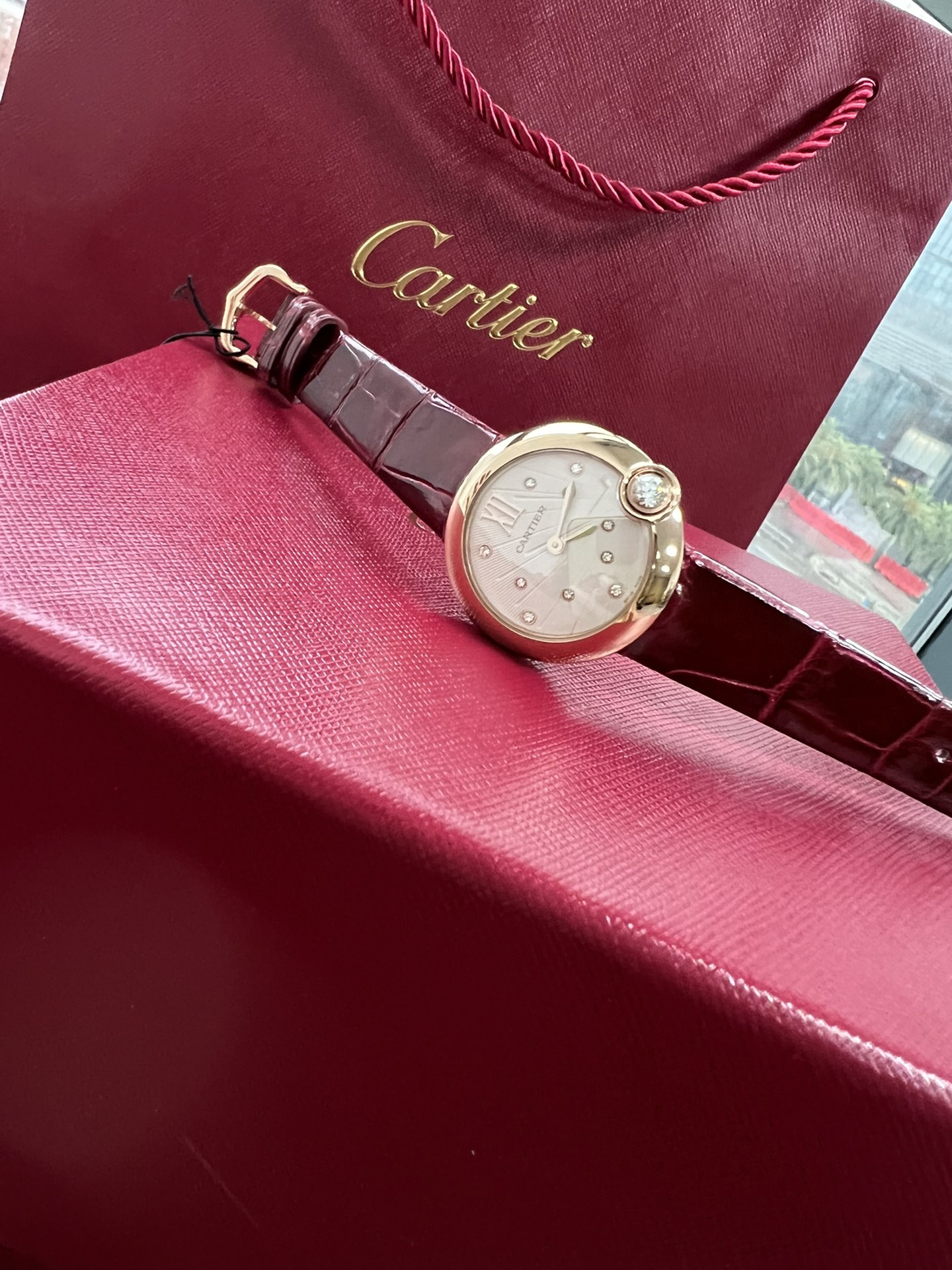 Cartier Drcartier Ballon Blanc Size30 mm Quartzmovement Watch Strap Diamond