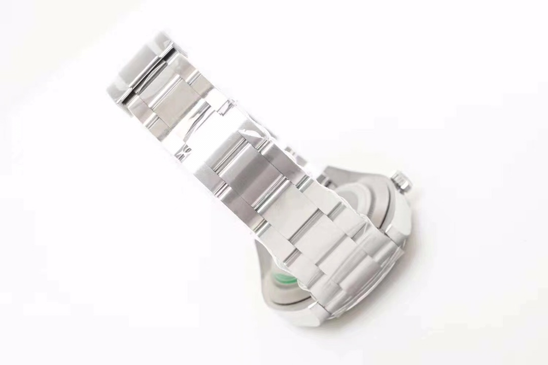 Rolex Ewrolex 39 ① 3132 Movement, ②watch Case:sizethickness Original ,thickness 3 ③ Luminous, ④ Sapphire Crystal ⑤watch Strap: Ar 904watch Ew