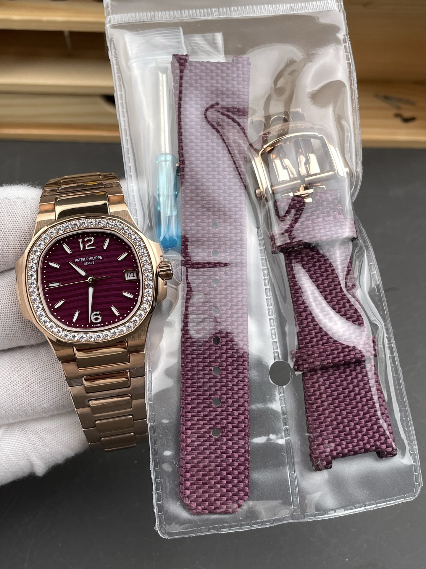 Patek Philippe Gr 7010 /32 mm /quartz / Watch Strap