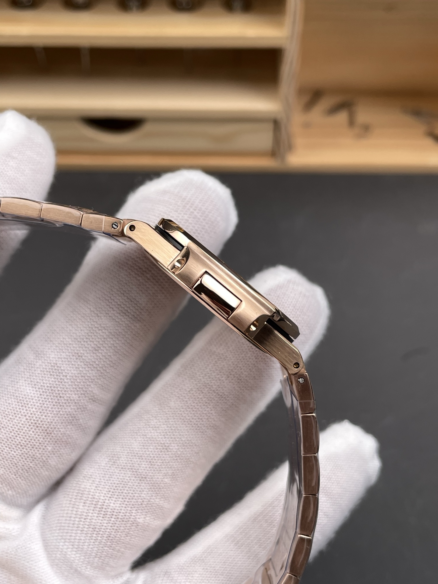 Patek Philippe Gr 7010 /32 mm /quartz / Watch Strap