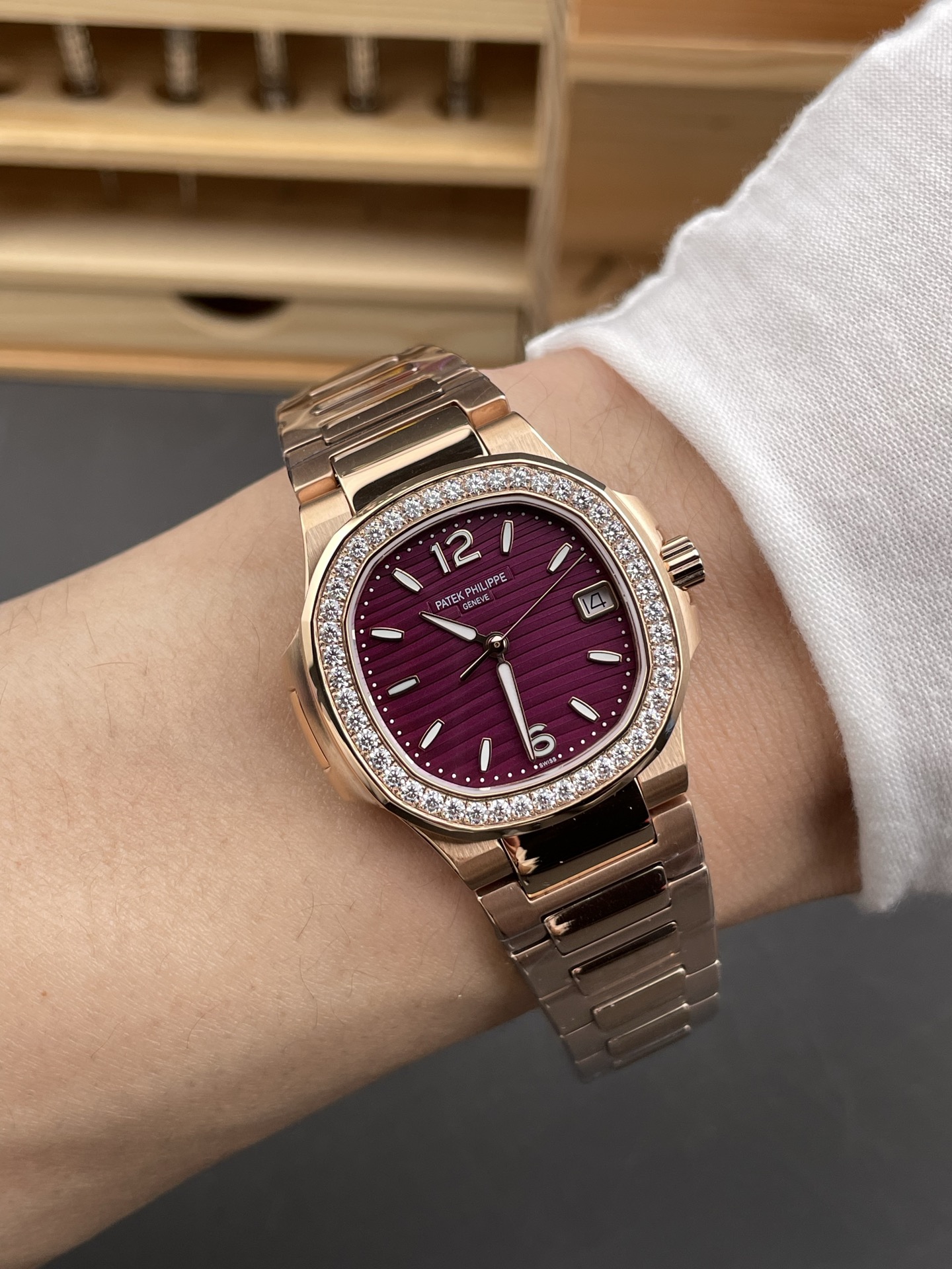 Patek Philippe Gr 7010 /32 mm /quartz / Watch Strap