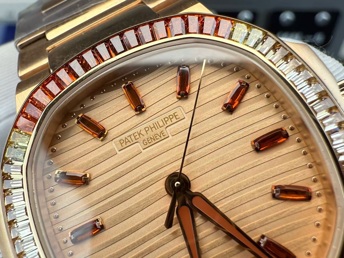 Patek Philippe Gr 7118/2m/9015 324