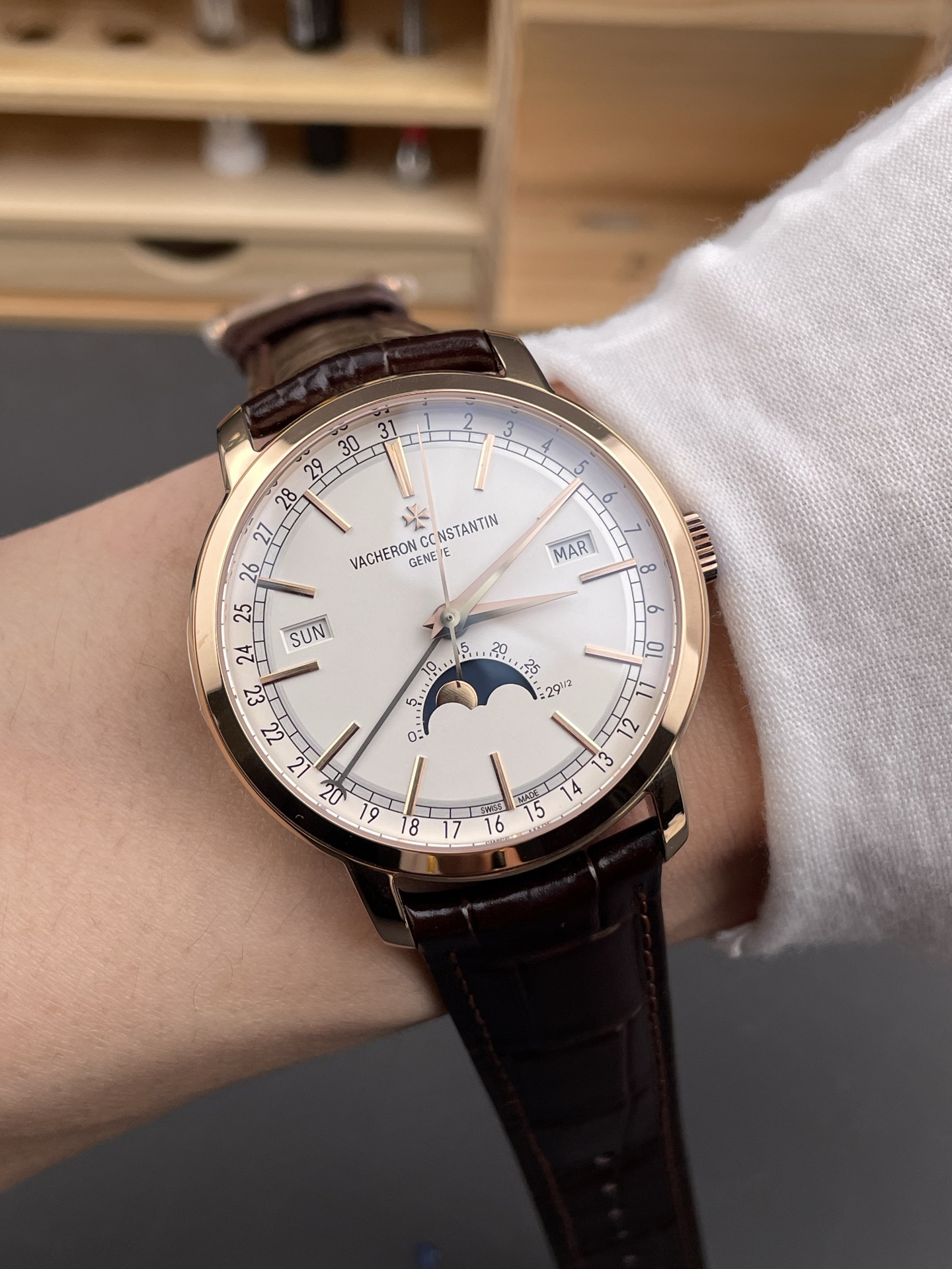 Vacheron Constantin Mx 4010 /41 mm /9015 2460