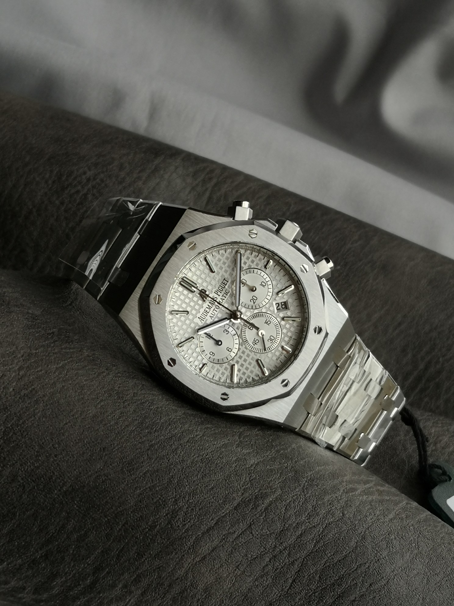 Audemars Piguet Om 26320st.oo.1220st.02 Watch Case, 2385 Mechanicalchronograph,41