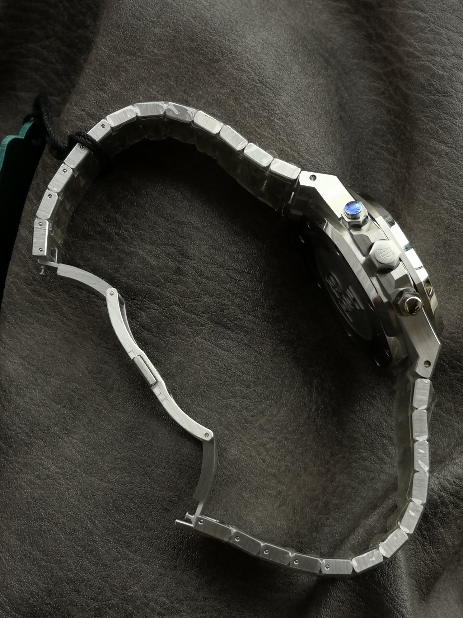 Audemars Piguet Om 26320st.oo.1220st.02 Watch Case, 2385 Mechanicalchronograph,41