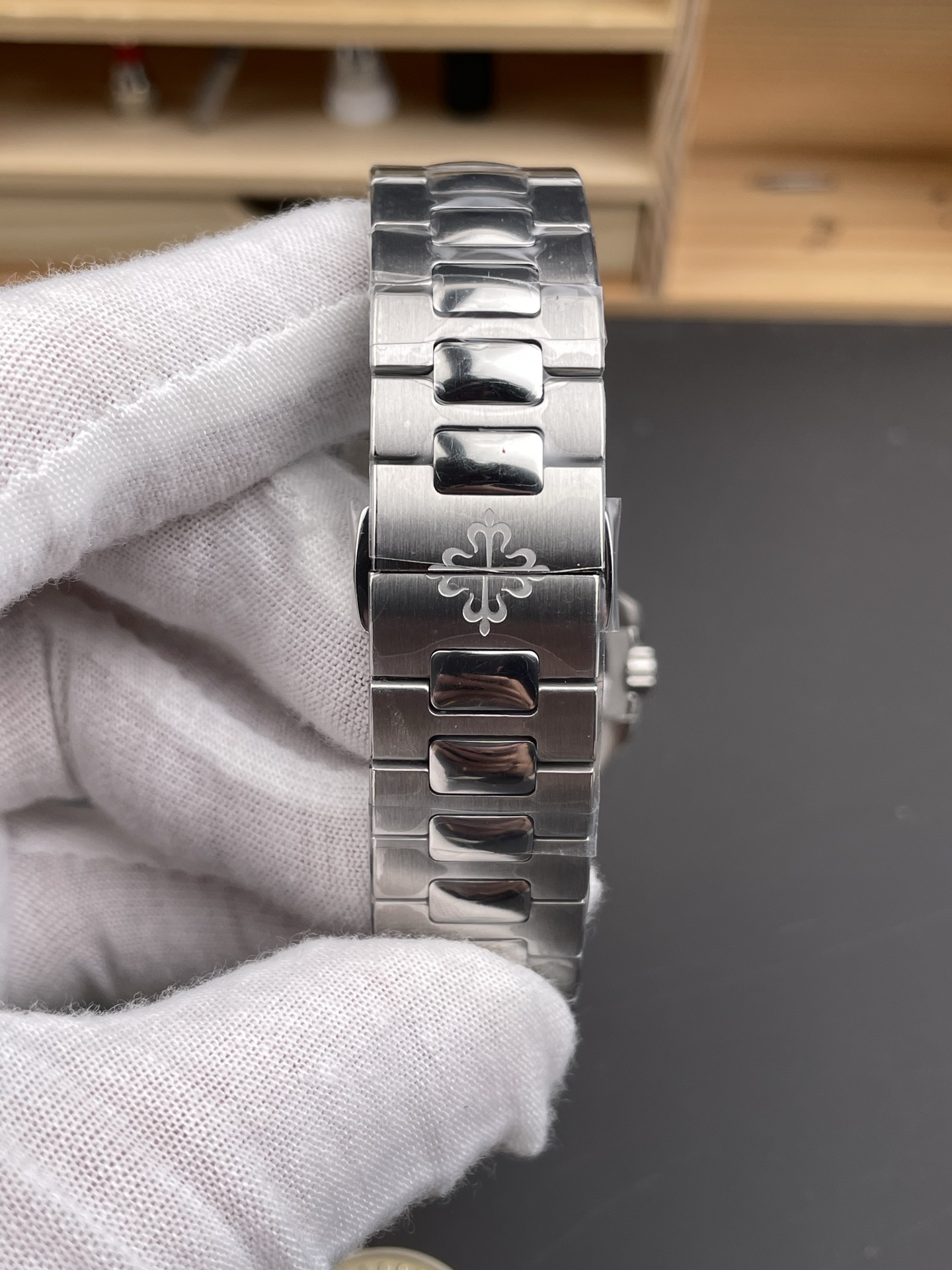 Patek Philippe Ppf 5712 /40 mm /240 movement