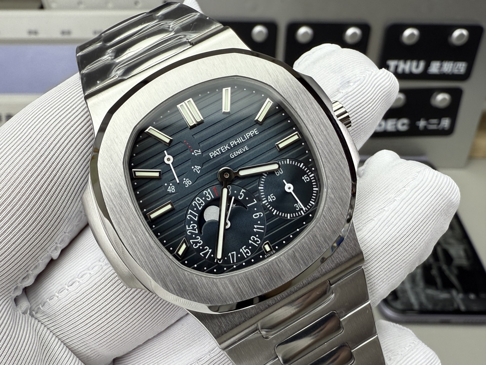 Patek Philippe Ppf 5712 V3 /40 mm /240