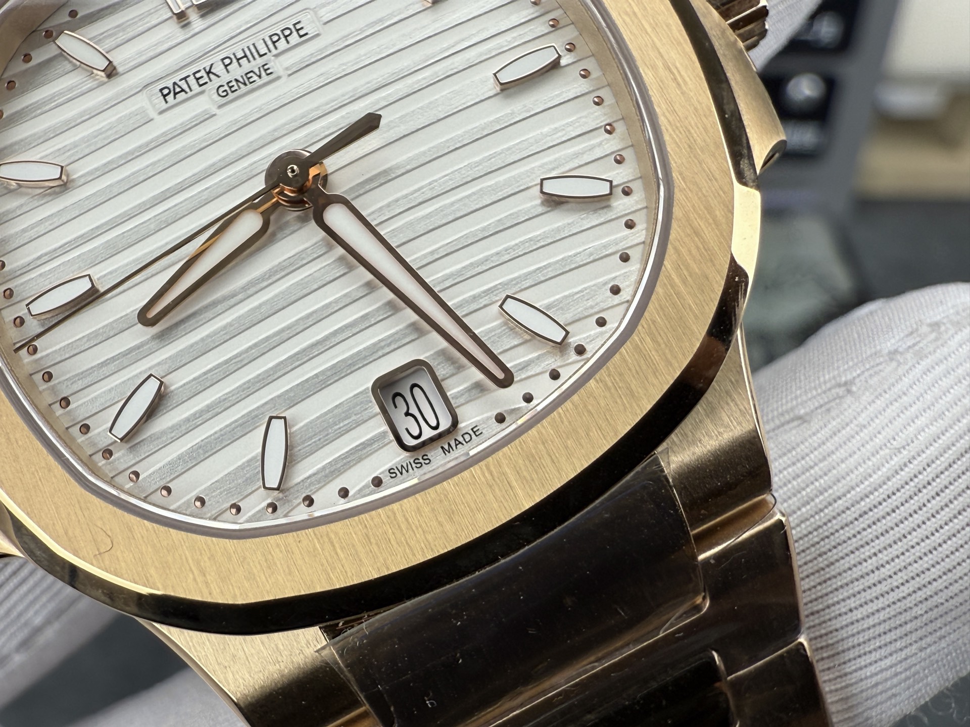 Patek Philippe Ppf 7118 /2 mm /330