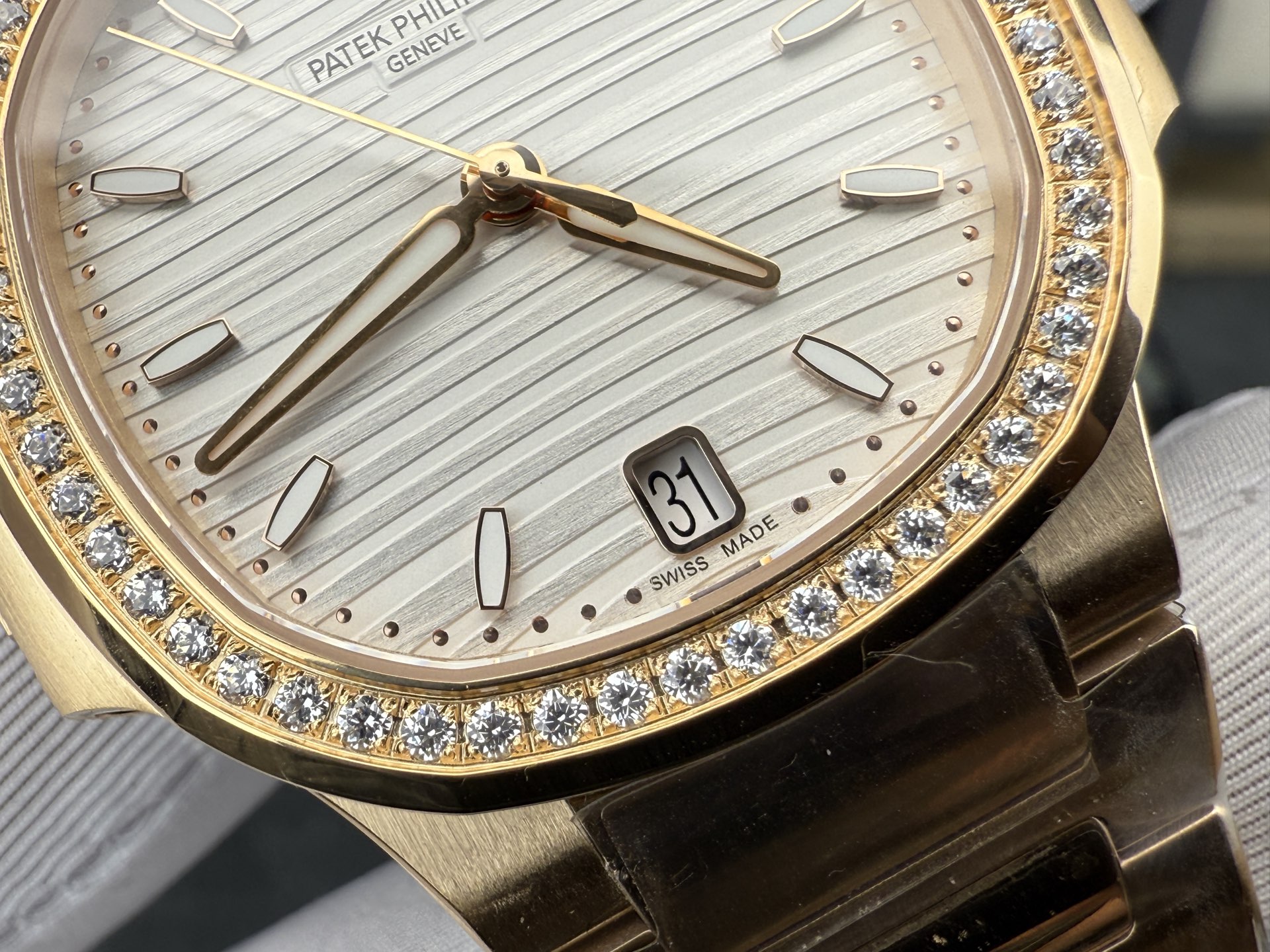 Patek Philippe Ppf 7118 /2 mm /330