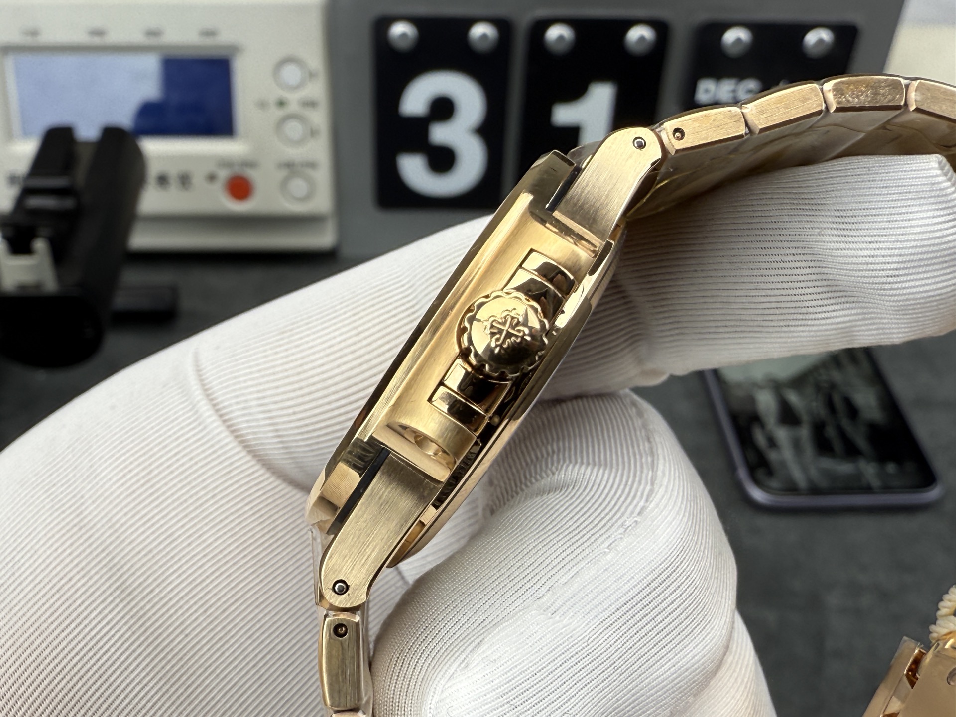 Patek Philippe Ppf 7118 /2 mm /330