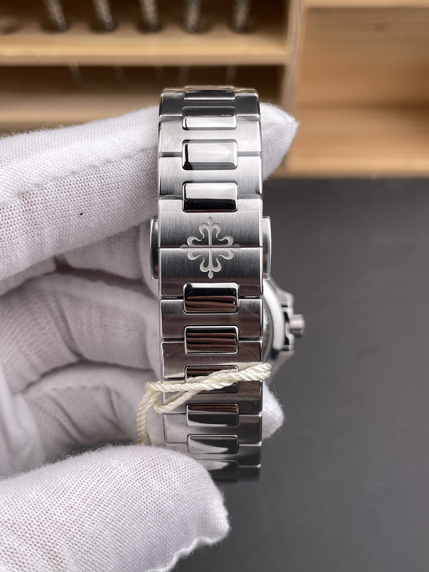 Patek Philippe Ppf 7118 /2 mm /330