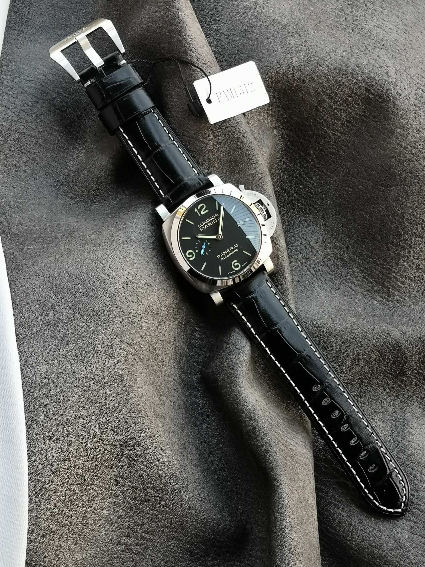 Panerai Sb Pam01312 Watch Case Strap, Dial, Luminous .3 Date Display,9 Cal.p.9010 Mechanicalmovement,44