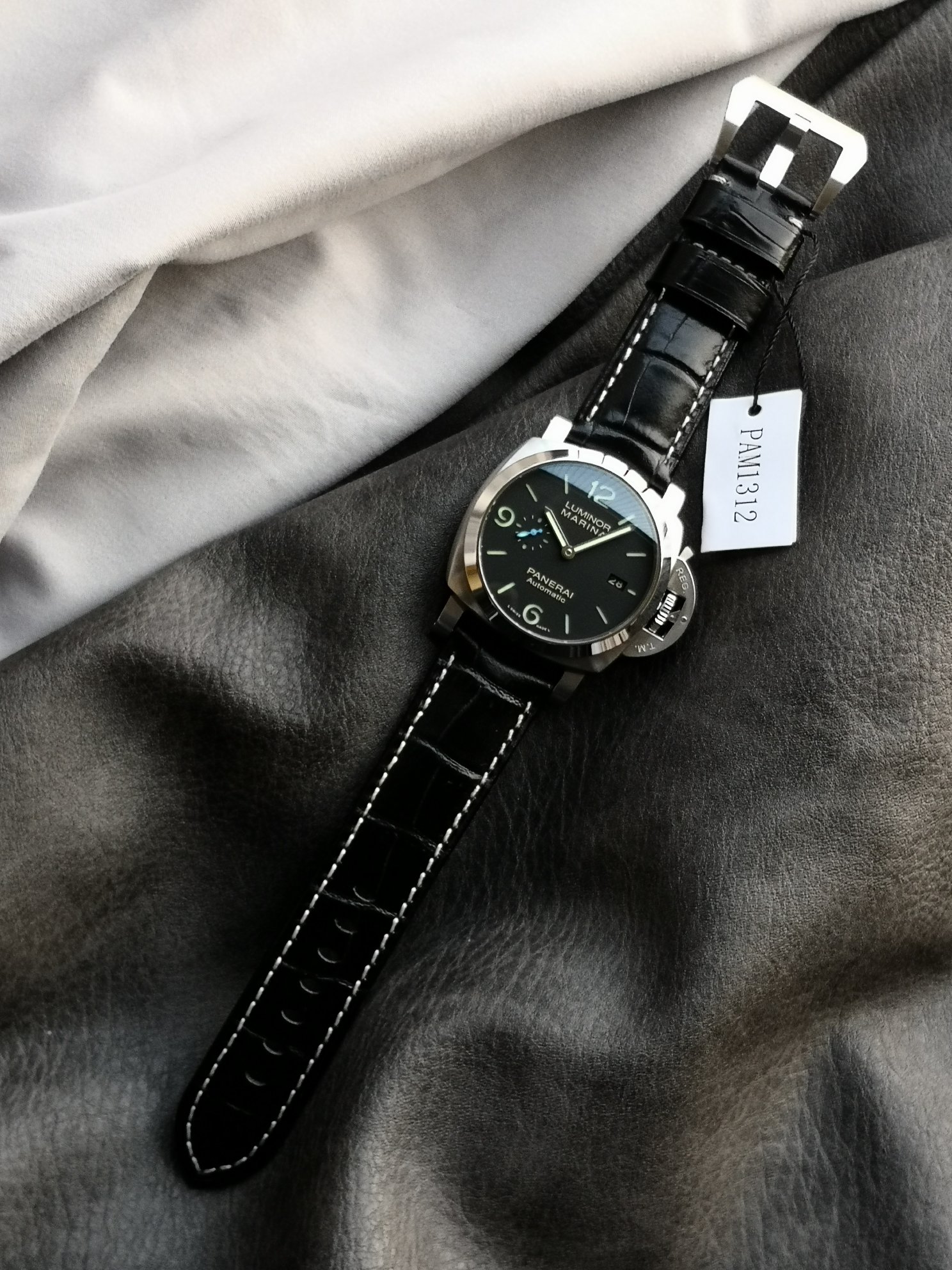 Panerai Sb Pam01312 Watch Case Strap, Dial, Luminous .3 Date Display,9 Cal.p.9010 Mechanicalmovement,44