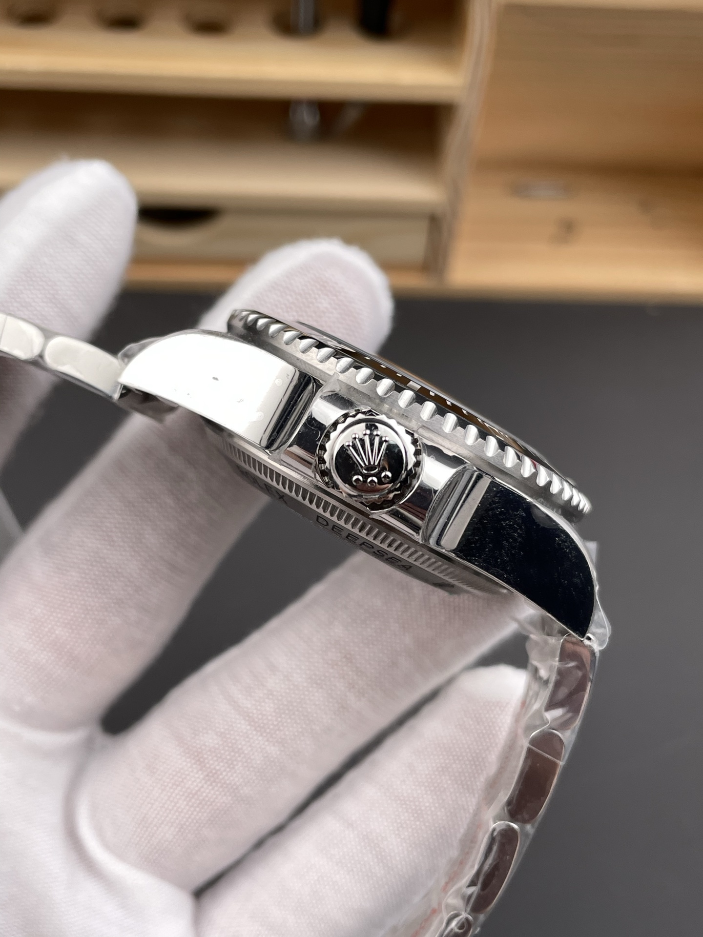 Rolex V9 Deep Dive /44 mm /3235