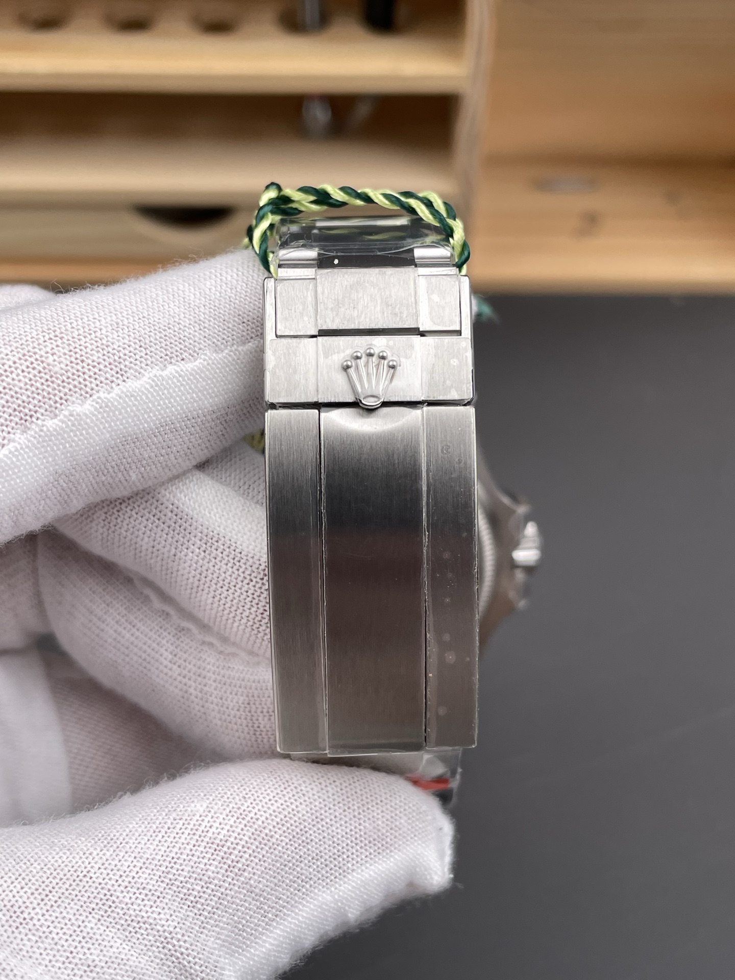 Rolex V9 Deep Dive /44 mm /3235